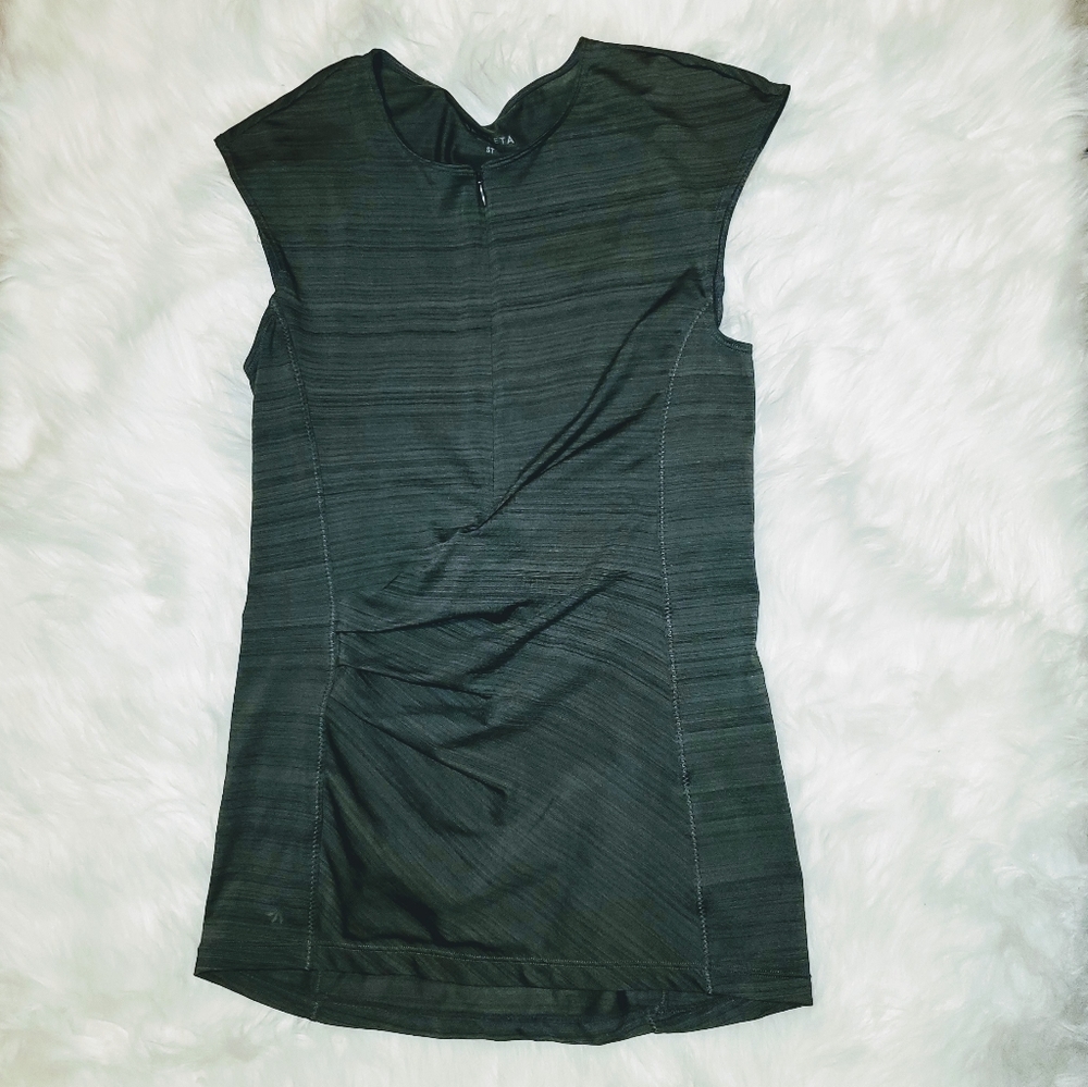 Athleta Grey Top with Pocket